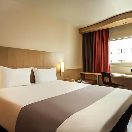 Hotel Ibis Montmartre Sacre-coeur 3*