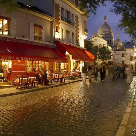 Ibis Montmartre Sacre-coeur Hotel 3*