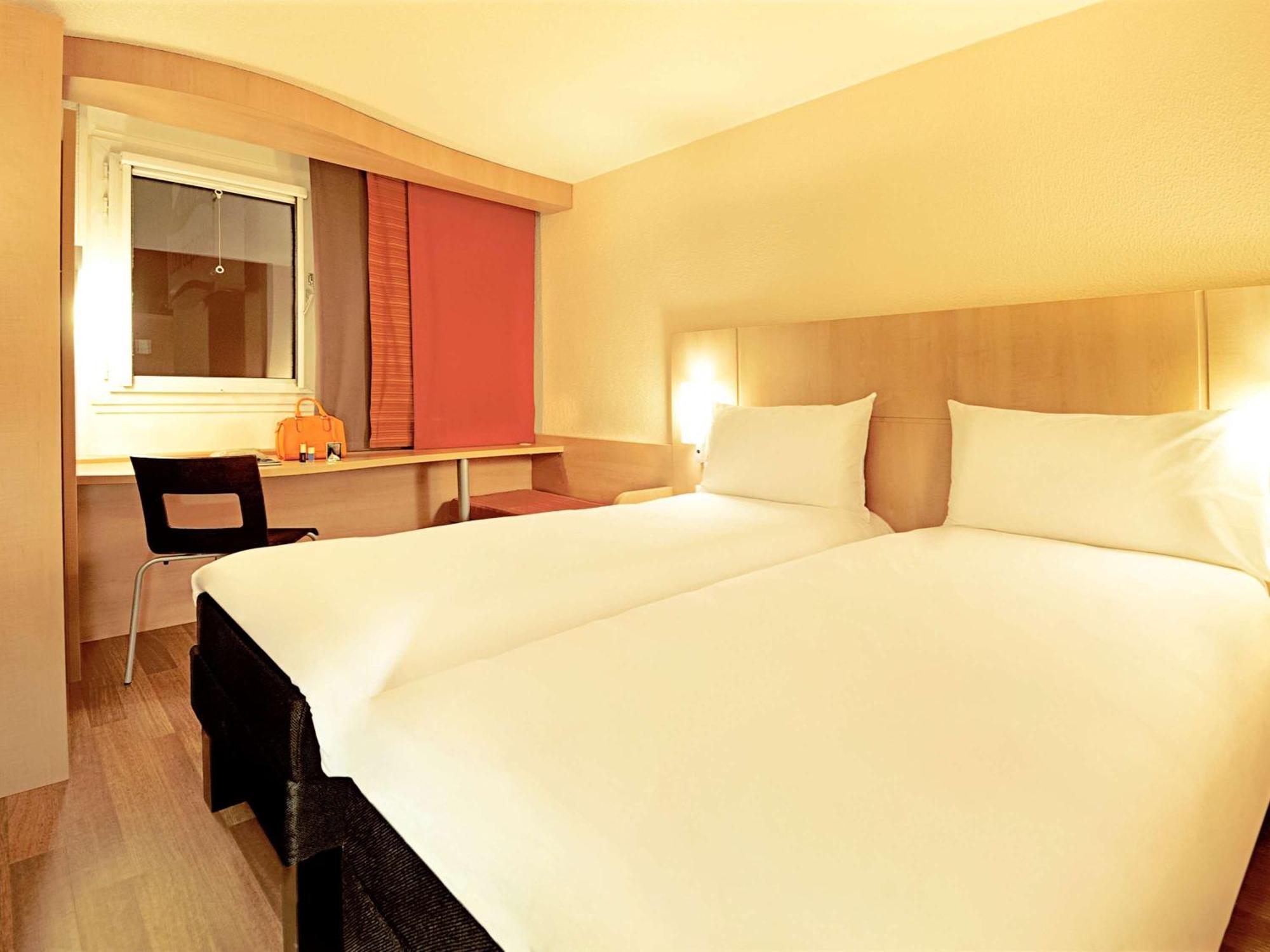 Ibis Montmartre 18ème 3* Parigi