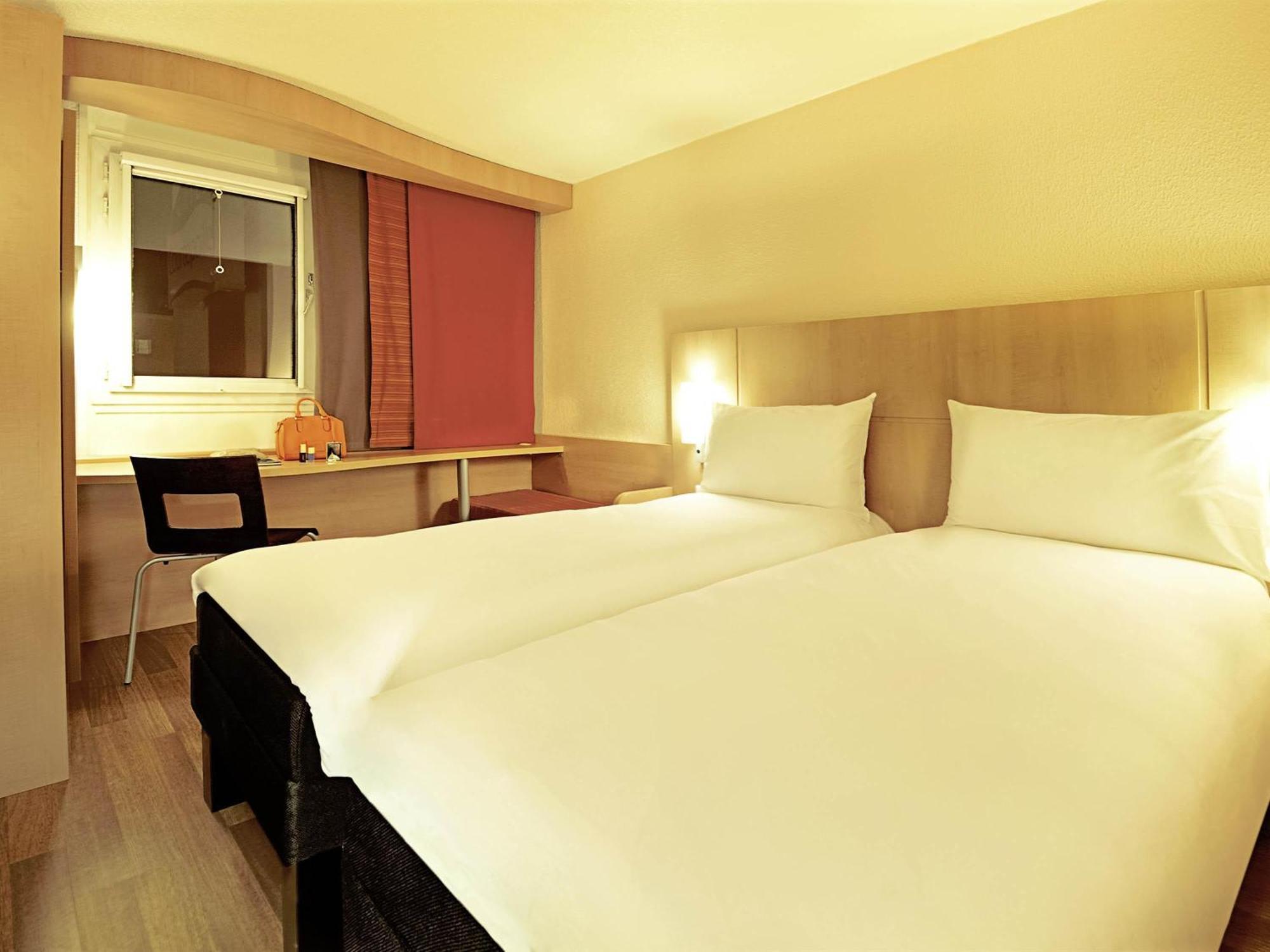 Ibis Montmartre Sacre-coeur 3*